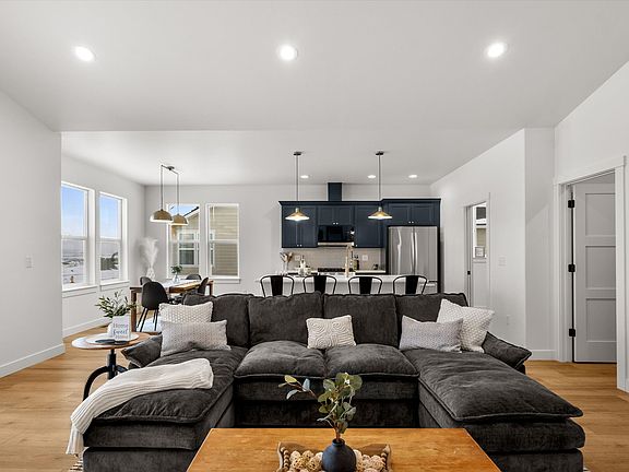 2918 Adam Run Ave photo 2